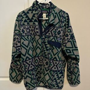 Patagonia Snapchilla Size Medium
